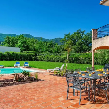 Del Monts By